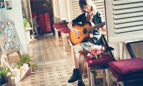 招聘女人生孩子微信,生孩子微信邀请范本